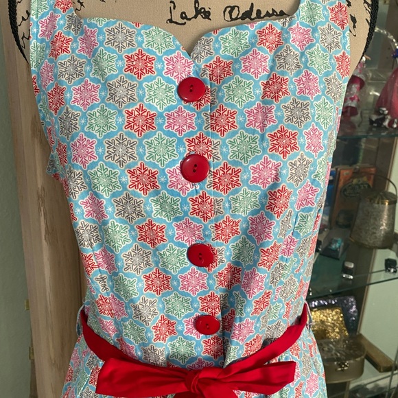 Retrolicious style Christmas dress - Picture 2 of 4